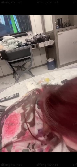 【吃瓜爆料 ️抖音巨乳】微博网红『李雅』最新性爱私拍《线下空降操分日记》爆操干的小骚货豪乳乱颤 高清720P原版 截图6