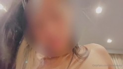 小身板有大本事！联动众多OF女网黄博主！超人气泰国炮王「ilovesexary」私拍 截图12