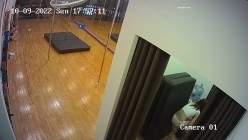 【破解摄像头】舞蹈室小姐姐各种舞蹈练功换衣服 截图8