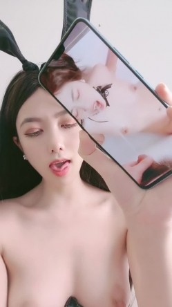 骚逼御姐【苏豆豆】，网络卖淫女，颜值在线，毛少逼粉，喜欢内射，插屁眼才能高潮 截图7