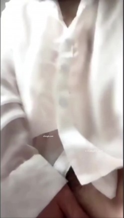 【抖音】高冷御姐『辣妈在这里』戴着肛塞自慰浴室洗澡骚舞 截图16