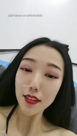 【超美御姐】臀翘大冰冰 别墅健身房，反锁门防教练进来强奸，超级想要 哥哥，我阴洞咬住你的肉棒啦，太骚了，比女优还来戏，自慰大声呻吟！ 截图7