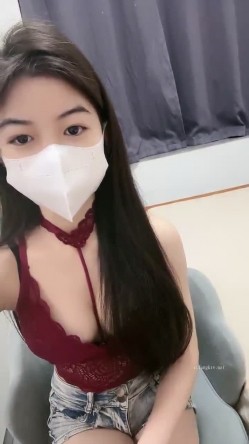 好耐撕的校花~【一朵小白云】牛仔小短裤引粉~直播被操 啪啪秀就二场 截图4