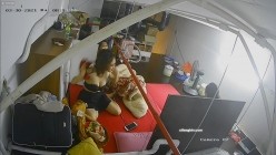 【极品稀缺 ️破解摄像头】极品服务员宿舍日常 ️小姐姐年轻美乳好坚挺 穿搭职业装制服很有气质 距离超近 高清1080P版 截图6