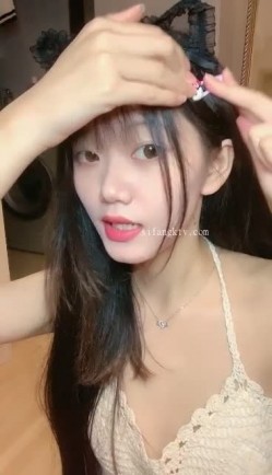 应求更新！超美校花~【葡萄妹妹】道具狂插~爽到爆炸~！！~颜值屌炸天，三点全露，大饱眼福，精彩！！！ 截图8