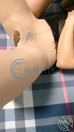 乱伦大神骚逼岳母 ️牛马岳父不在家偷情穿着丝袜岳母真刺激 截图10