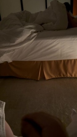 广州超高颜值人妻笑容特别甜美 被老公找找单男从后面掀裙直插 喊声音大点 真实感拉满 截图6