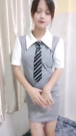 美形J罩杯巨乳亲切的帮你按摩的风俗店 截图5