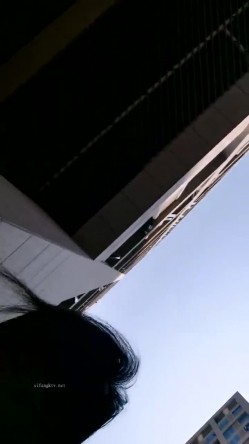 淫荡少妇人妻，20小时【放肆的水娃】，无论是外出游玩买菜，还是开车做饭休息，真空跳蛋不离身随时喷，吃饭也能喷水 截图5