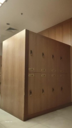 最新流出女主播【少女时代】潜入洗浴中心偷拍全是极品少妇，透发出不一样的迷人味道 截图2