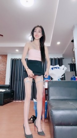 火爆小姨子 肛交模特小姨 高挑极品模特身材白虎粉穴~手把手教闺蜜摆姿势挨操肛交喷水刺激不断~后入 截图1