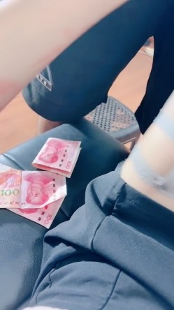 火爆小姨子 肛交模特小姨 高挑极品模特身材白虎粉穴~手把手教闺蜜摆姿势挨操肛交喷水刺激不断~后入 截图9