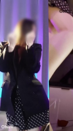 推特变装裸舞女王【咚小姐】新番裸舞卡点吃鸡 ️AI脸动感摆摆摇 截图4