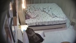 气质美女被男友狂操三场身体敏感捂嘴抓床单 截图6