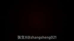 绿帽淫妻大神『张生』分享娇妻，塞着跳蛋逛公园 各种人前露出，看看平时端庄高雅的人妻私下是什么样 截图11