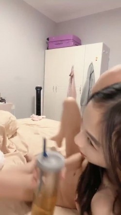高颜值女神 ️【娜子呀】苗条身材~漂亮校花级 ️被男友各种无套爆插合集~ 截图11