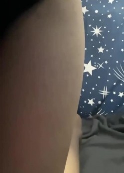 三月最新泄密流出约炮大神 ️华东最帅的男人 ️酒店约炮淫乱双飞约炮各种学生妹 截图4