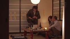 JUQ-372 取引先の傲慢社長に中出しされ続けた出張接待。 専属美女、イイ女のスーツ『美』―。 葉山さゆり 截图2