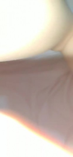 双马尾萌妹子跪着玩弄第三部 屁股上写字肛塞插菊花跳蛋震动来姨妈了 截图8