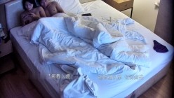 酒店偷拍 气质大奶美少妇幽会闺蜜老公开房偷情干了两炮匆匆离开 截图11