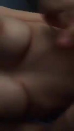 很美的鸡婆，发型是我的最爱，和这样的女人做爱非常舒服，就是想录下来死活不肯，老拿手挡开！ 截图3