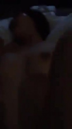 很美的鸡婆，发型是我的最爱，和这样的女人做爱非常舒服，就是想录下来死活不肯，老拿手挡开！ 截图12