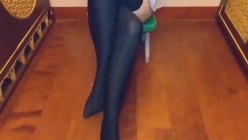 推特火爆淫荡翘臀骚母狗【芬姬夏妓】公园露出调教野战潮喷大号道具紫薇淫水泛滥 截图14