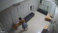 舞蹈班《监控破解》偷拍多位美女学员后台换衣服 截图2