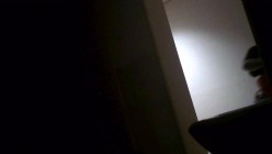 表妹家停电来我家借宿一晚，趁机TP表妹洗澡,脚抬起来搓小腿的时候看到整只裂开嘴的鲍鱼 截图2