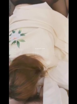 大佬黑白DOM老Zz字母交流圈封神作品反差母狗SM调教群P大神精修一段 截图4