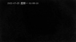 新流出美驿嘉酒店式公寓偷拍 ️光头哥貌似下春药把妹子搞得浑身欲火操到一半 问还痒吗 截图7