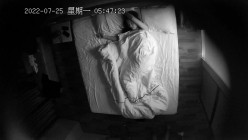 新流出美驿嘉酒店式公寓偷拍 ️光头哥貌似下春药把妹子搞得浑身欲火操到一半 问还痒吗 截图10