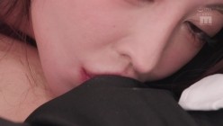 MIKR-018 蔵出し 旦那とした直後に他人とも子作りセックス 1/2で旦那以外の子供 截图3