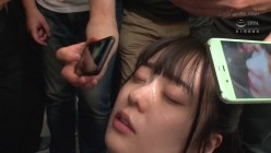 NHDTB-575 痴●師に満員電車の中で下着姿にされ見られる羞恥で抵抗できない敏感女5 巨乳女子○生限定SP 截图8
