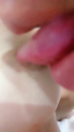 新校花学妹下海 【不纯学妹】自慰抽插被扣被舔，超完美的大学生，相当哇塞！~骚气十足 截图3