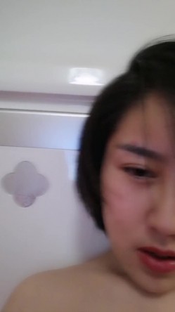 极品【勾魂少妇】美艳少妇让人把持不住 中途和相亲男打电话聊骚 完了就开始自慰 这么淫荡 太反差了！ 截图14