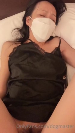 地狱调教大咖【狗王】私拍第二季~吃精双通车震各种刺激玩法无水原画 截图2