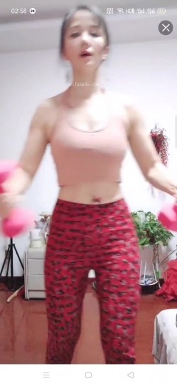 最新抖音泄密！大奶风骚熟女【小妈】骚舞自慰啪啪 截图13