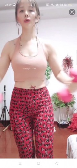 最新抖音泄密！大奶风骚熟女【小妈】骚舞自慰啪啪 截图14
