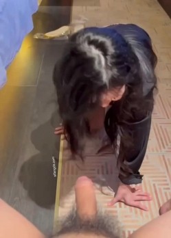 【重磅核弹】大神JMGAN分享，绝顶尤物反差婊子女友，在学校就很多人追，大尺度性爱私拍三点！ 截图1