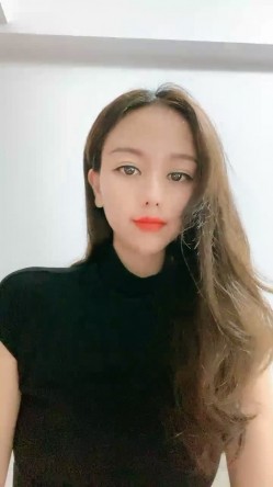大波浪极品御姐！难得道具自慰大尺度！开档肉丝，特写视角假屌插穴，翘起美臀后入，水声哗哗浪叫 截图4