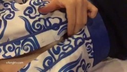 《精品洩密》美女空姐下班后的真实反差被曝光 真让人大跌眼镜难以相信 截图3