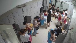 舞蹈班《监控破解》偷拍多位美女学员后台换衣服 截图12