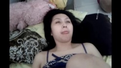 在家操美少妇 咋看大姐表情一脸嫌弃 刚吵完架 操的不爽 520木有买礼物 这逼操的 截图11