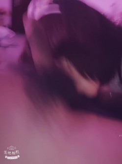 红灯区百人斩大神【路少】会所按摩店尝遍各种类型少女少妇熟女 截图9