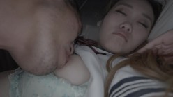 HONB-321 Gカップの若い女の子の寝込みを狙った犯 截图1