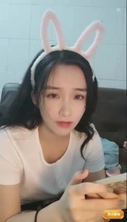 极品高颜冷艳御姐，反差小妈感女主播「金刚护撸娃」「小奶猫」密码房激情淫语撩骚，和姐妹下海大秀，互舔互口 截图11