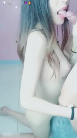 超棒身材网红美少女和男友玩黑丝制服诱惑无套快速抽插经典后入站操浪叫销魂完美露 截图12
