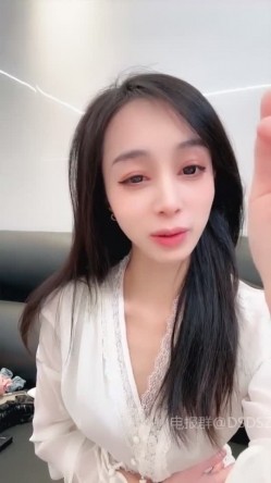 ️御姐女神【水多叫的响】天生炮架子 带闺蜜下海大屌后入 啪啪口爆内射喷水 爆浆反差 截图3