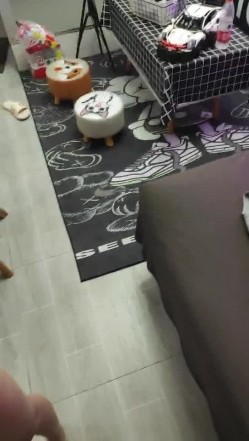 顶级蜜桃臀外围女！骗妹子拍小视频留念！第一视角拍摄，拔下内裤后入，猛怼骚穴低低呻吟好听 截图11
